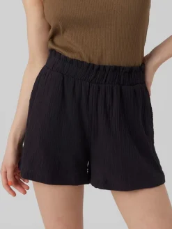 Shorts in Schwarz