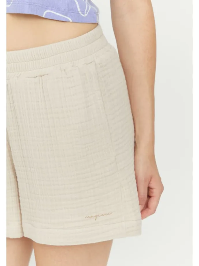 Shorts "Kaloa" in Creme