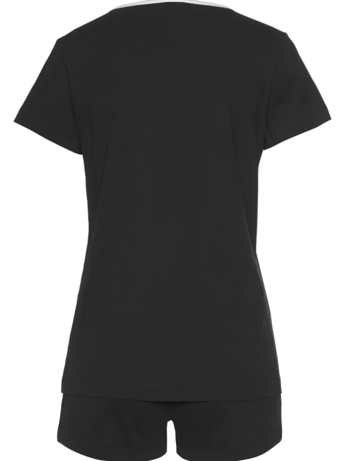 Shorty in schwarz