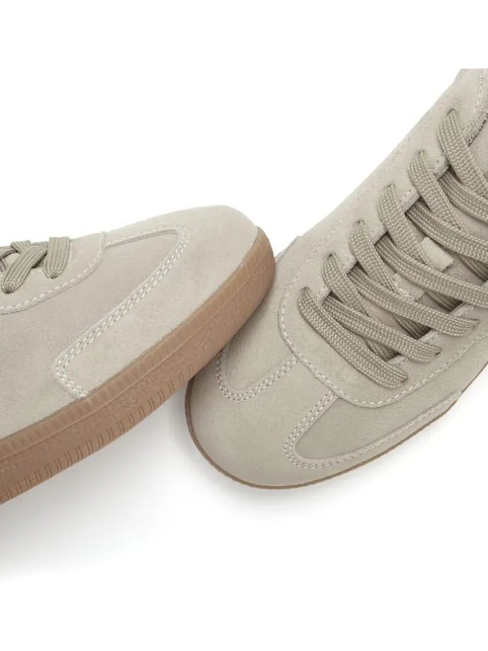 Sneaker in beige