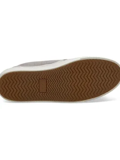 Sneakers in Grau