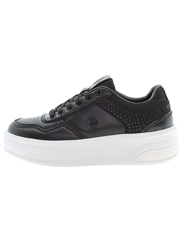 Sneakers in Schwarz