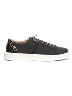 Sneakers in Schwarz