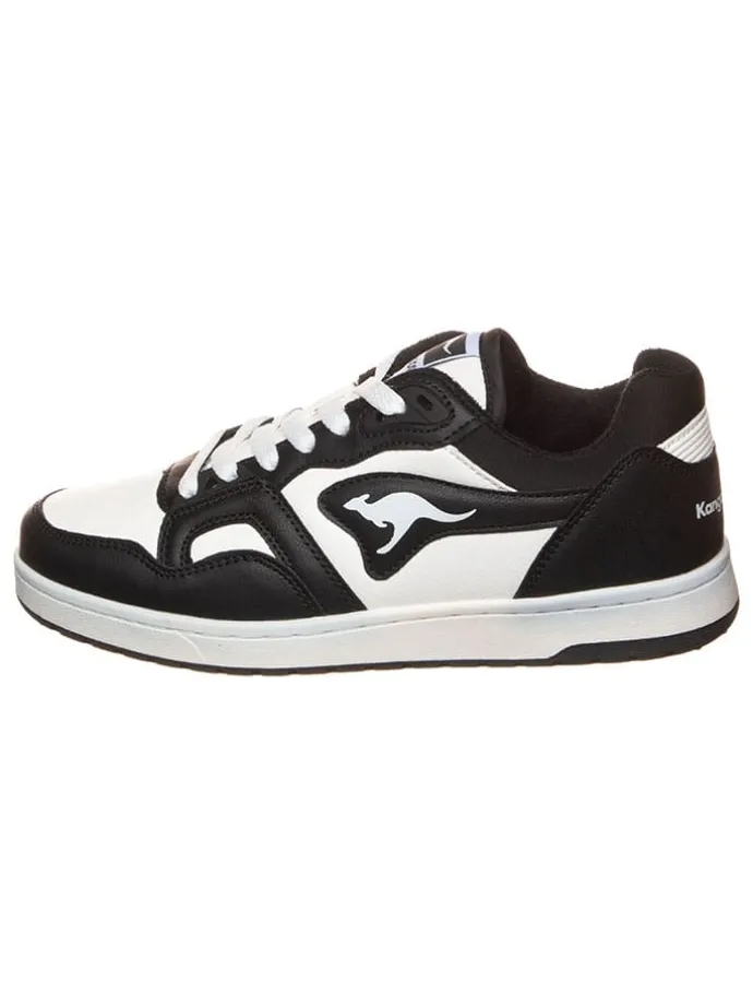 Sneakers in Schwarz/ Weiß
