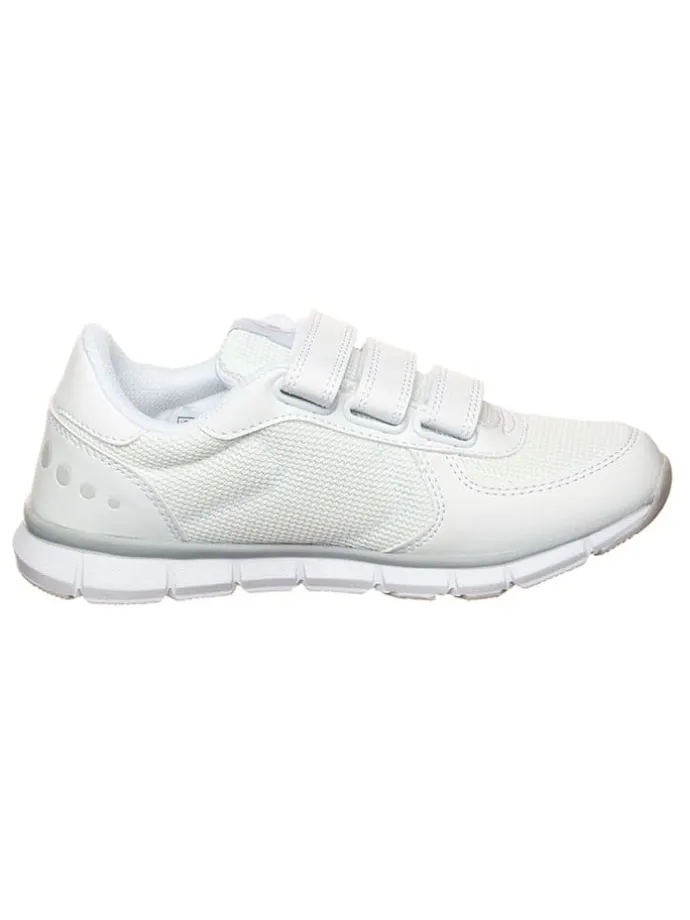 Sneakers in Weiß