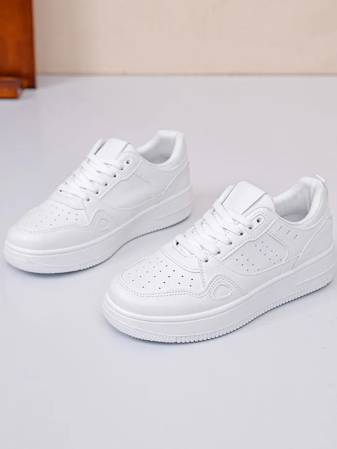 Sneakers in Weiß