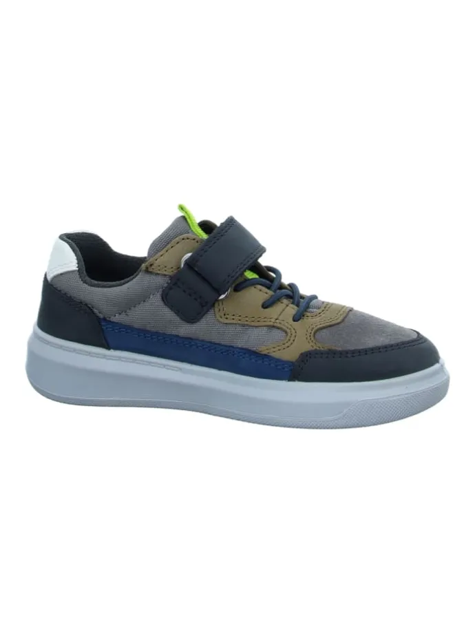 Sportliche Schnürschuhe in Bunt