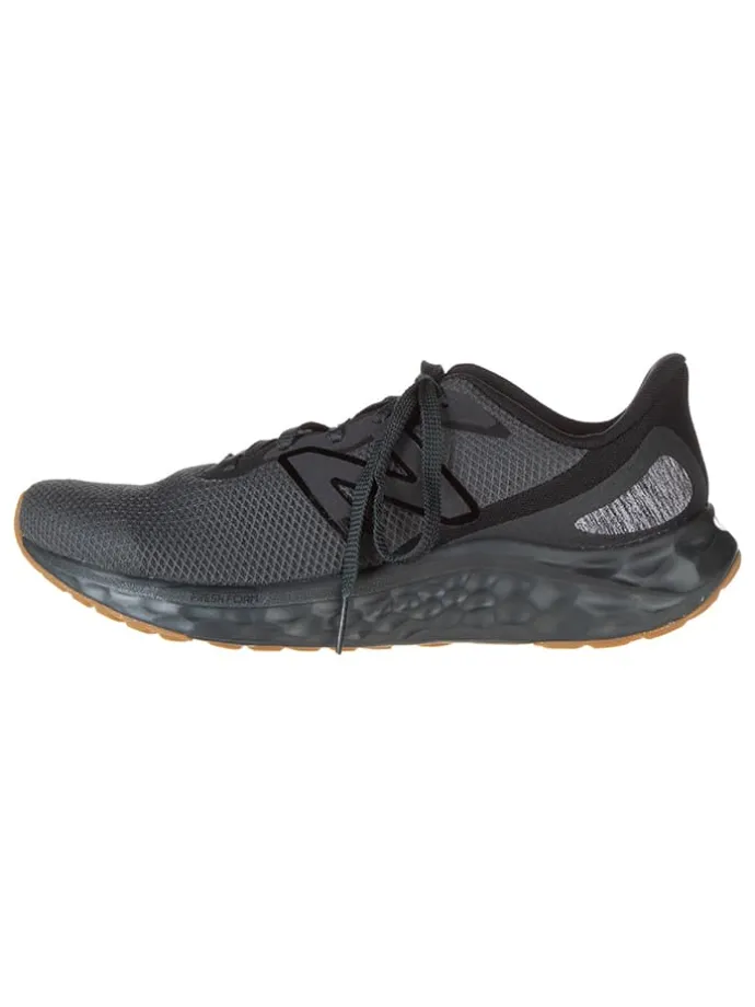 Sportschuhe in Schwarz