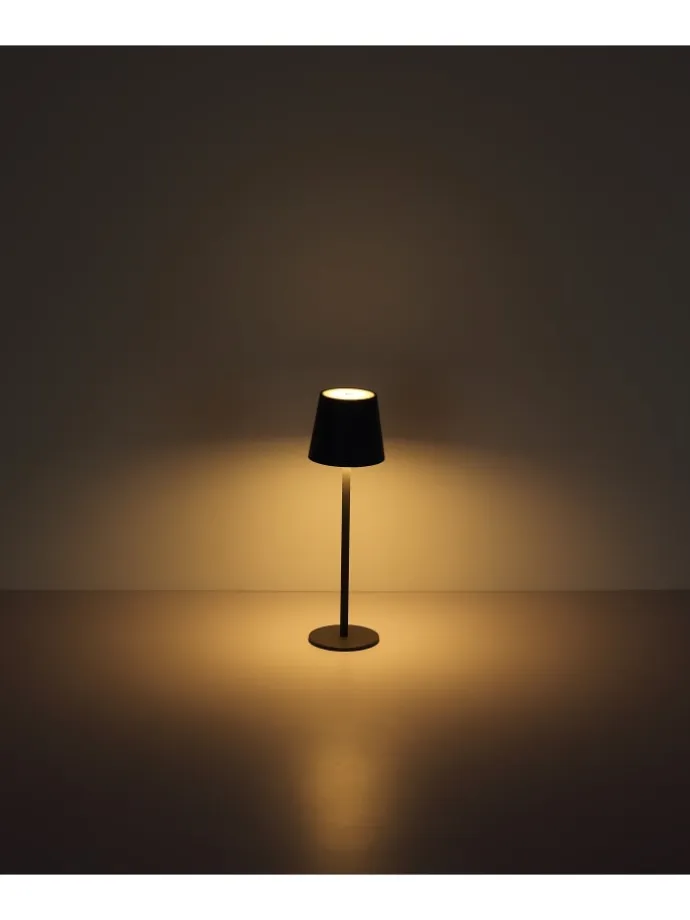 Stehleuchte "VANNIE" in black