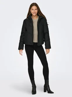 Steppjacke in Schwarz