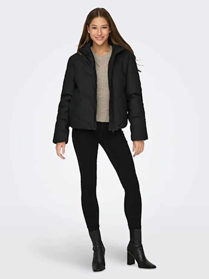 Steppjacke in Schwarz