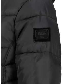Steppmantel in Schwarz