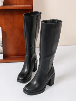Stiefel in Schwarz