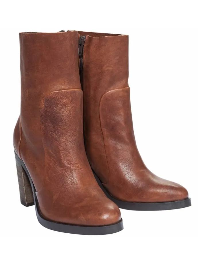 Stiefelette Elin in Braun