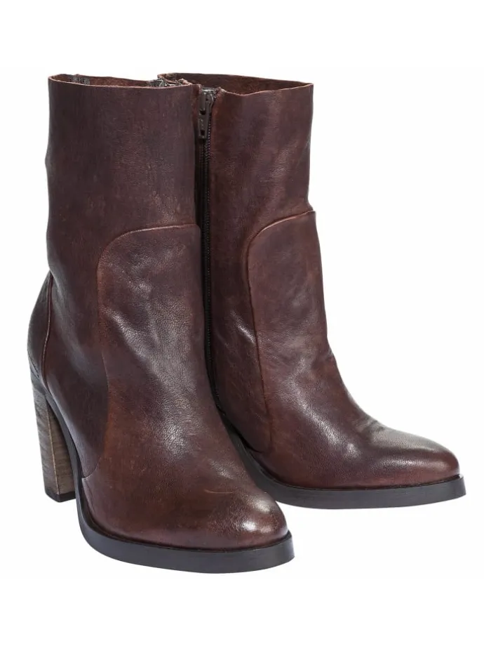 Stiefelette Elin in Dunkelbraun
