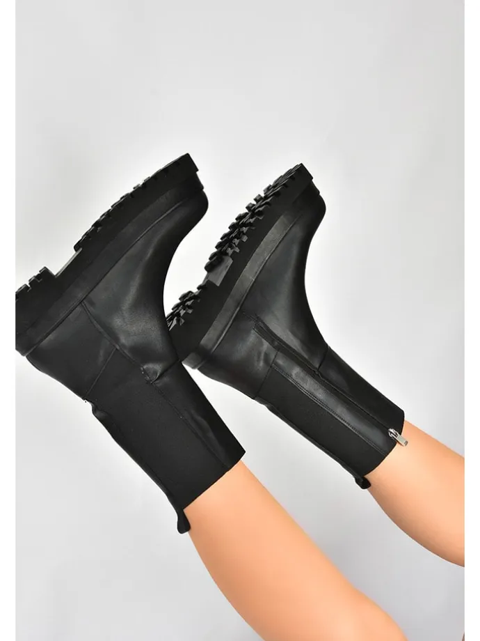 Stiefeletten in Schwarz