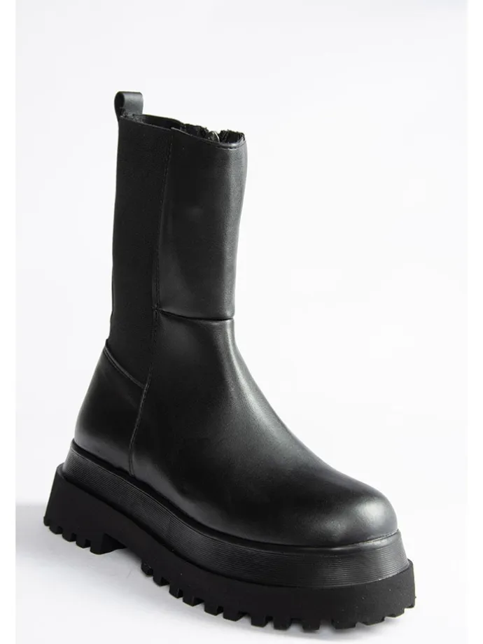 Stiefeletten in Schwarz