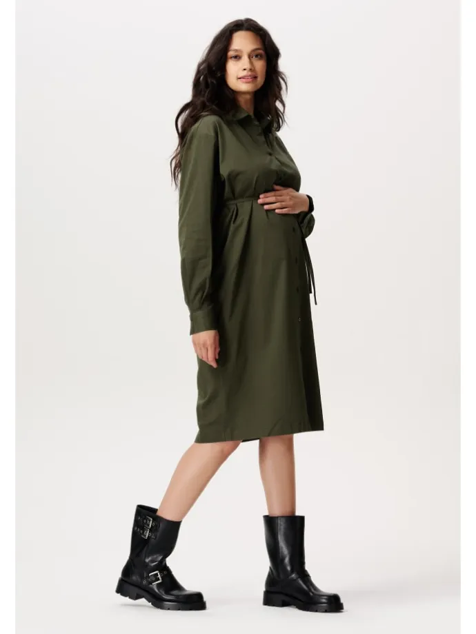 Still-Kleid Akaya in Forest Night