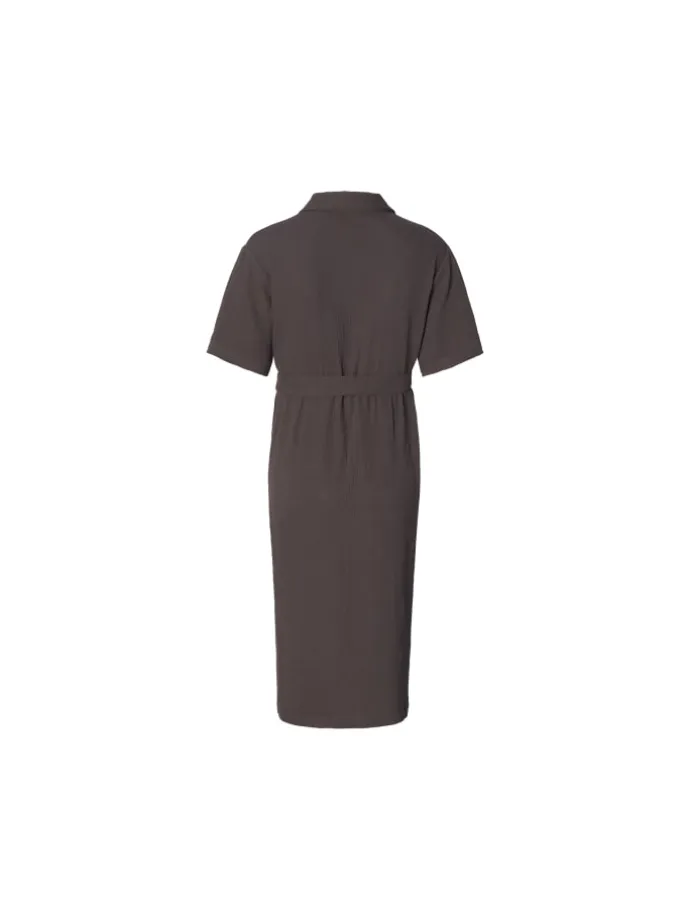 Still-Kleid in Forged Iron