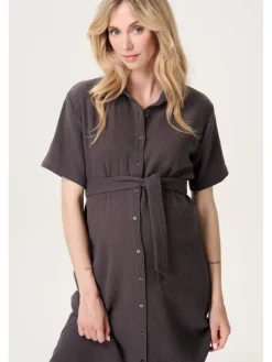 Still-Kleid in Forged Iron