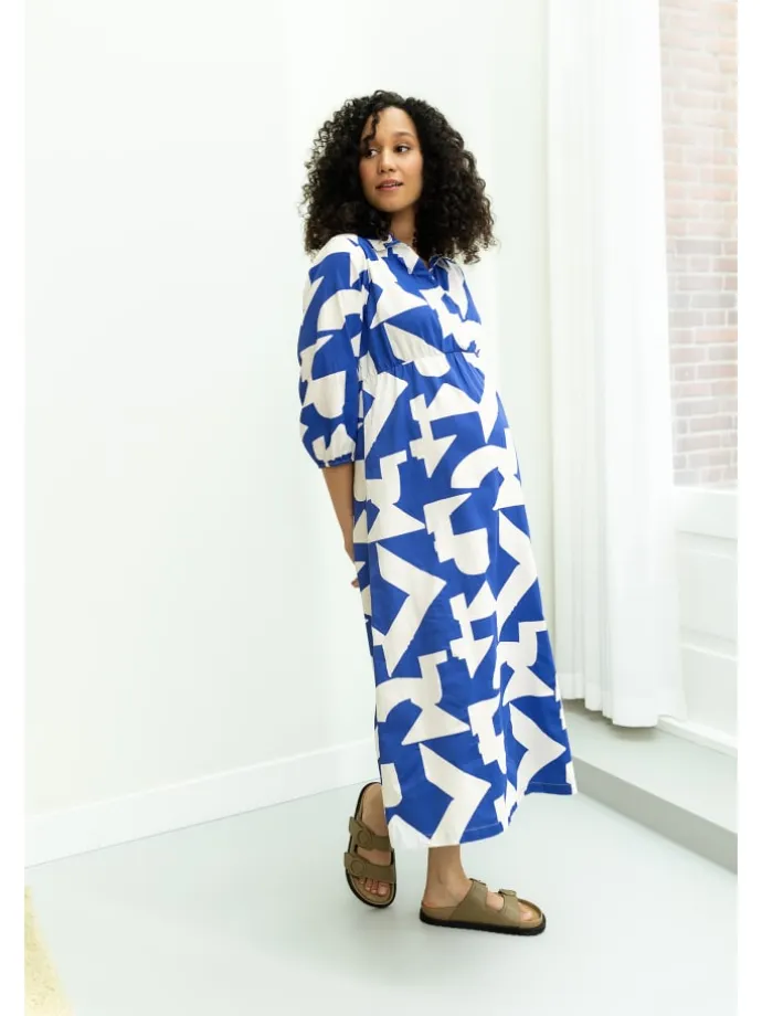 Still-Kleid Pilar in Graphic Blue Print