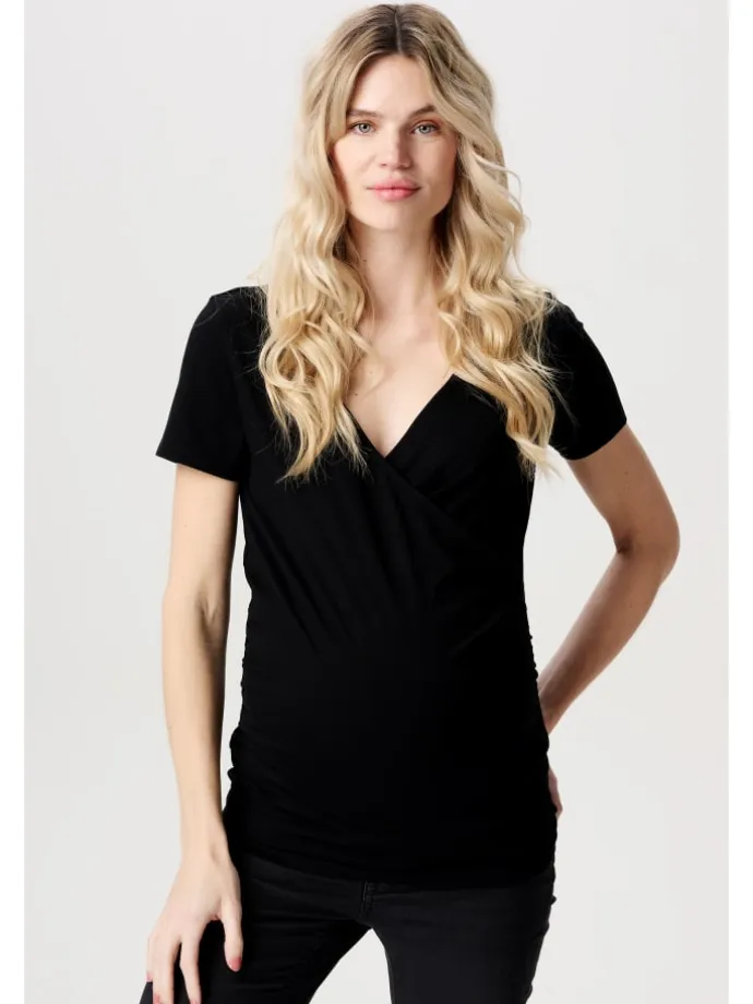 Still-Shirt Banu in Black