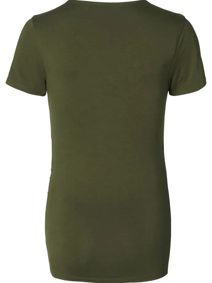 Still-Shirt Banu in Forest Night