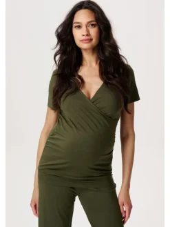 Still-Shirt Banu in Forest Night