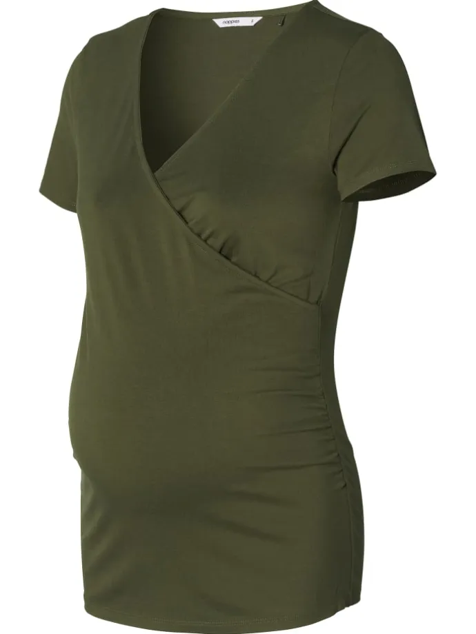 Still-Shirt Banu in Forest Night