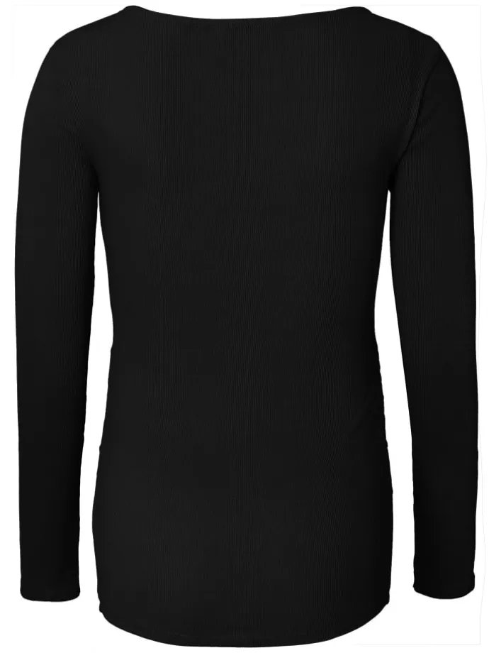 Still-Shirt Sara in Black