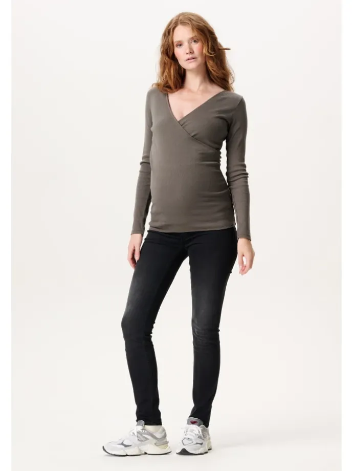 Still-Shirt Sara in Olive