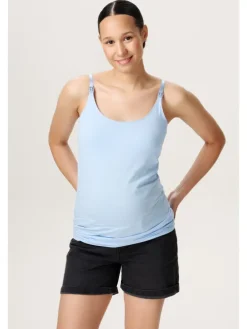 Still-Top Ara in Light Sky