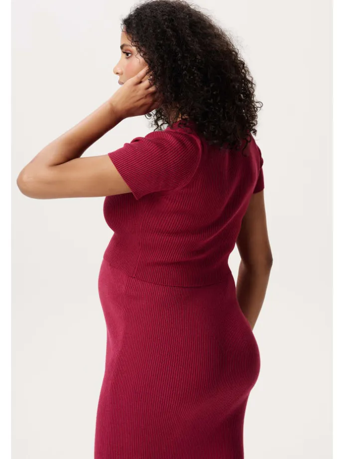 Still-Top in Tibetan Red