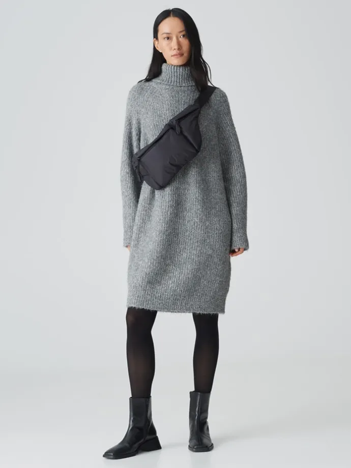 Strickkleid in Grau
