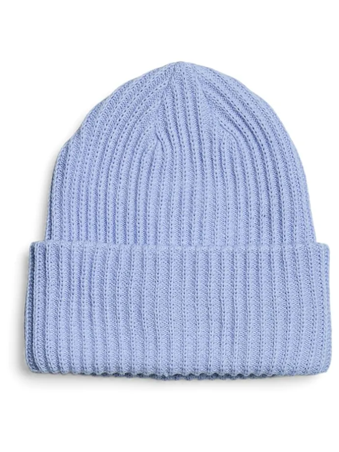 Strickmütze in Hellblau