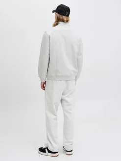 Sweatshirt "Jornorebro" in Grau