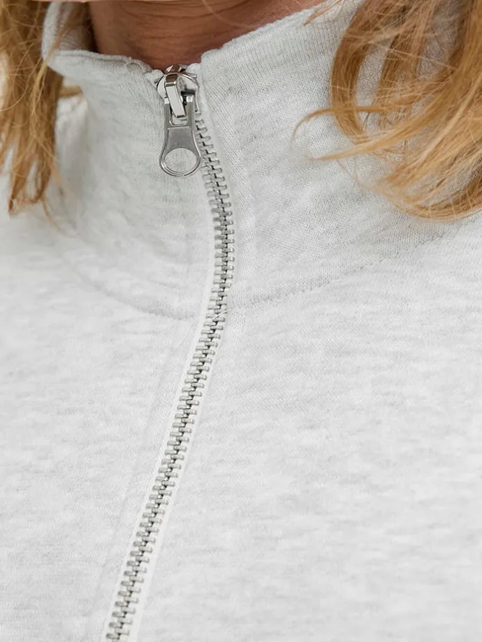 Sweatshirt "Jornorebro" in Grau