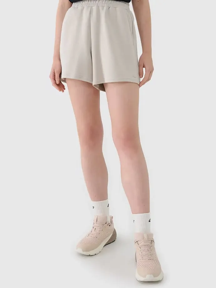 Sweatshorts in Beige