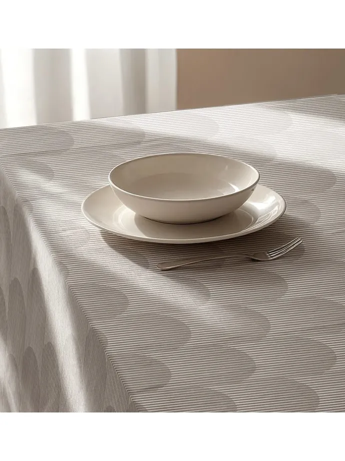 Tischdecke "Nordic Amara" in Beige