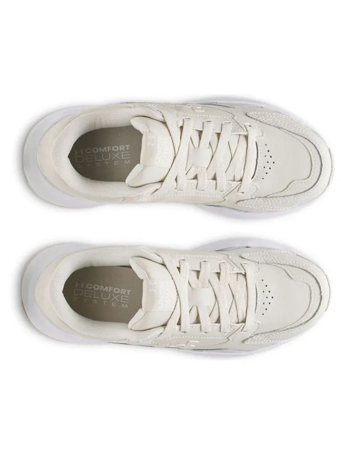 Trainingsschuhe ''Edge'' in Creme