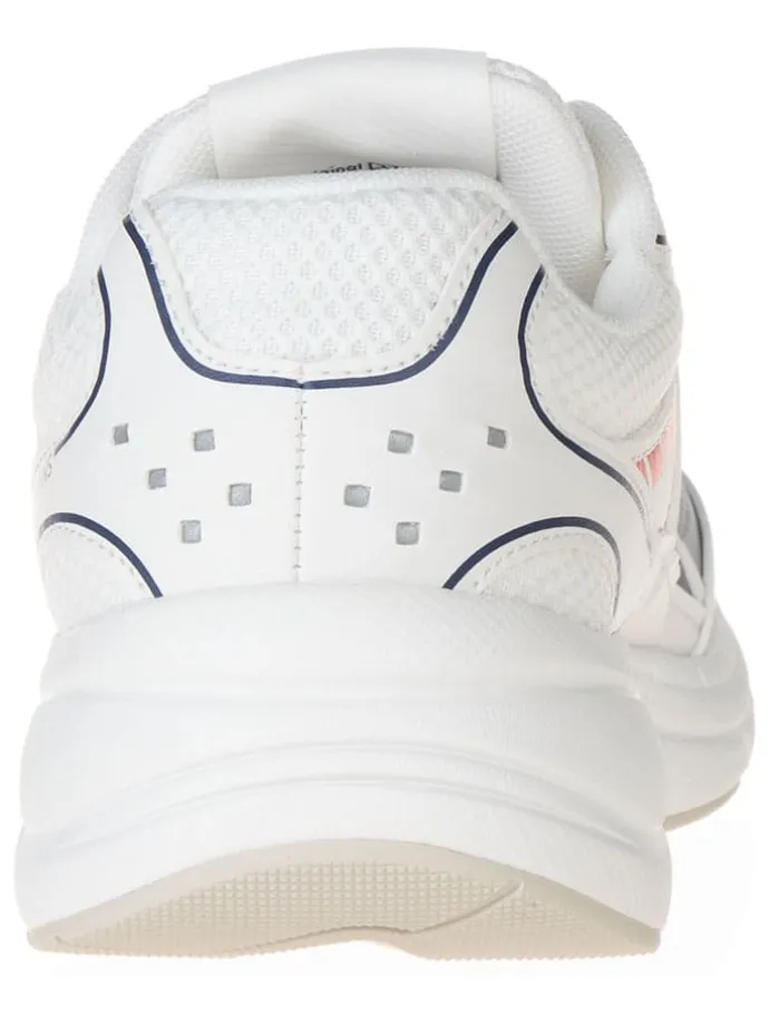 Trainingsschuhe in Weiß