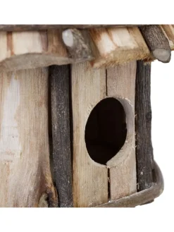 Vogelhaus Nistkasten in Natur