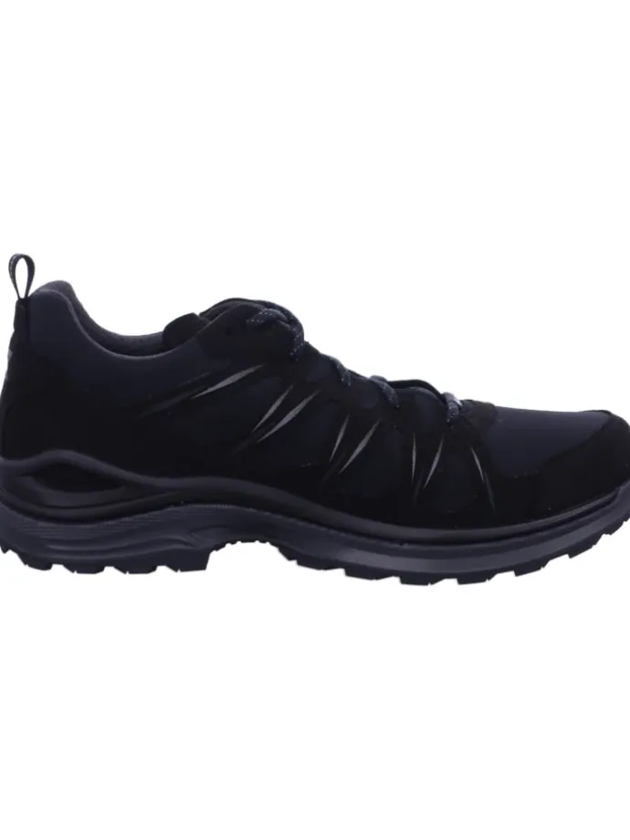 Wanderschuh in schwarz