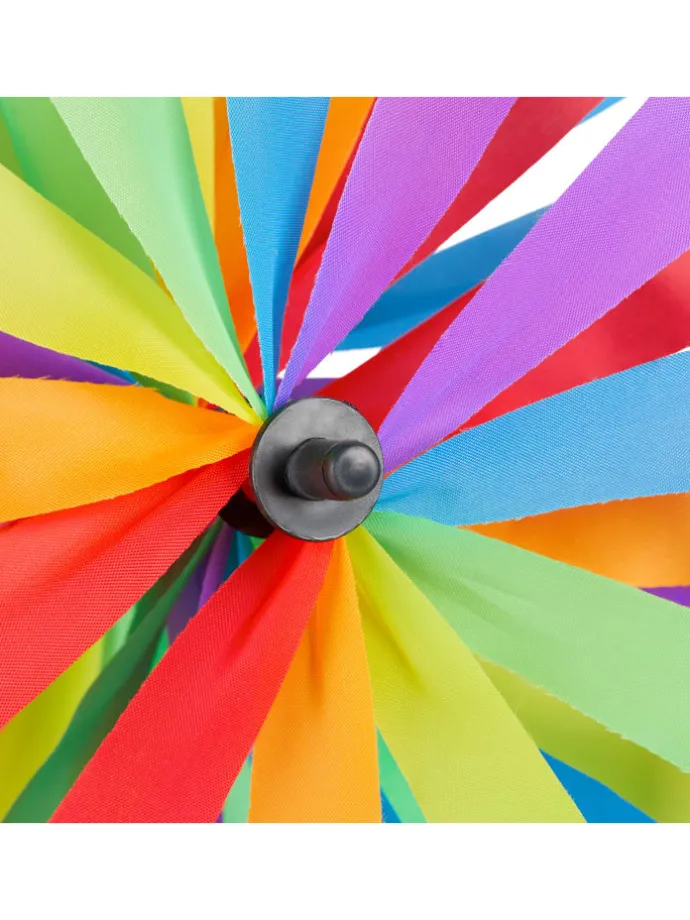 Windrad in Bunt