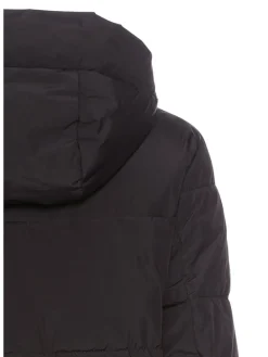 Wintermantel in Schwarz
